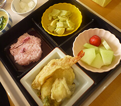 食事の写真