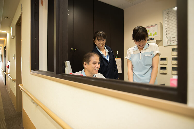 フロアー・ステーションの写真